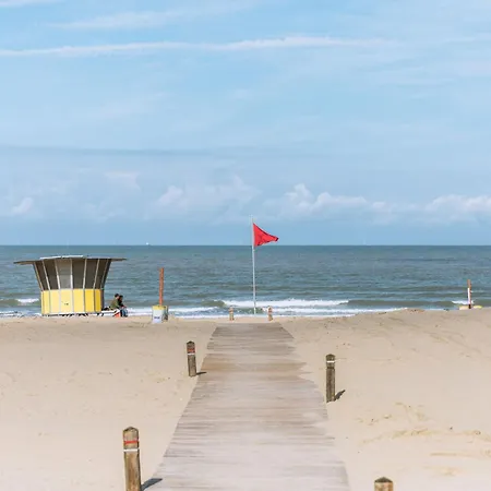 Wanderlust Belgium With Parking By Interhome 別荘 ブランケンベルヘ