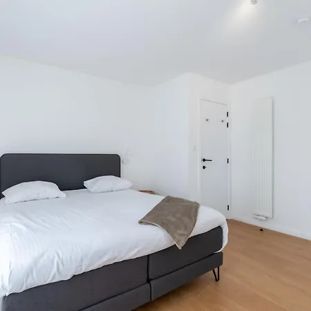 Wanderlust Belgium With Parking By Interhome 펜션